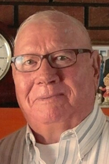 Donald Gray Murray headshot.